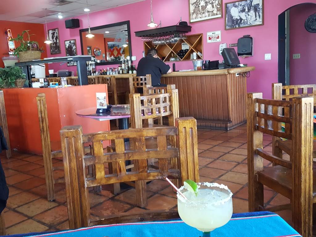 Carlotas Authentic Mexican | restaurant | 15920 N Oracle Rd # 116, Catalina, AZ 85739, USA | 5208257530 OR +1 520-825-7530