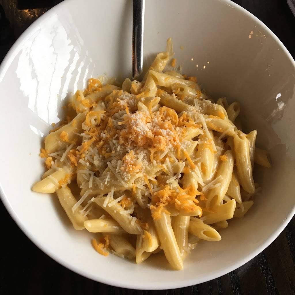 Plae Bistro | restaurant | 1671 Hoffman Rd #10, Green Bay, WI 54311, USA | 9206327065 OR +1 920-632-7065