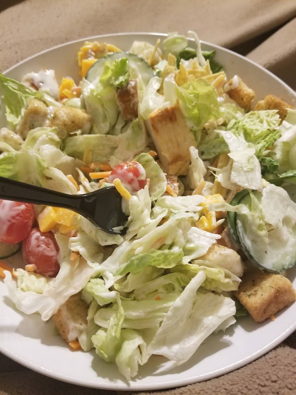 Jack in the Box | restaurant | 3308 SE Loop 820, Fort Worth, TX 76140, USA | 8175516367 OR +1 817-551-6367