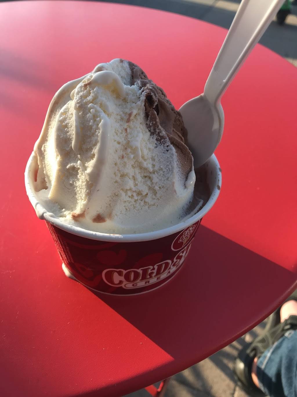 Cold Stone Creamery | bakery | 36 Washington Blvd, Marina Del Rey, CA 90292, USA | 3108232464 OR +1 310-823-2464