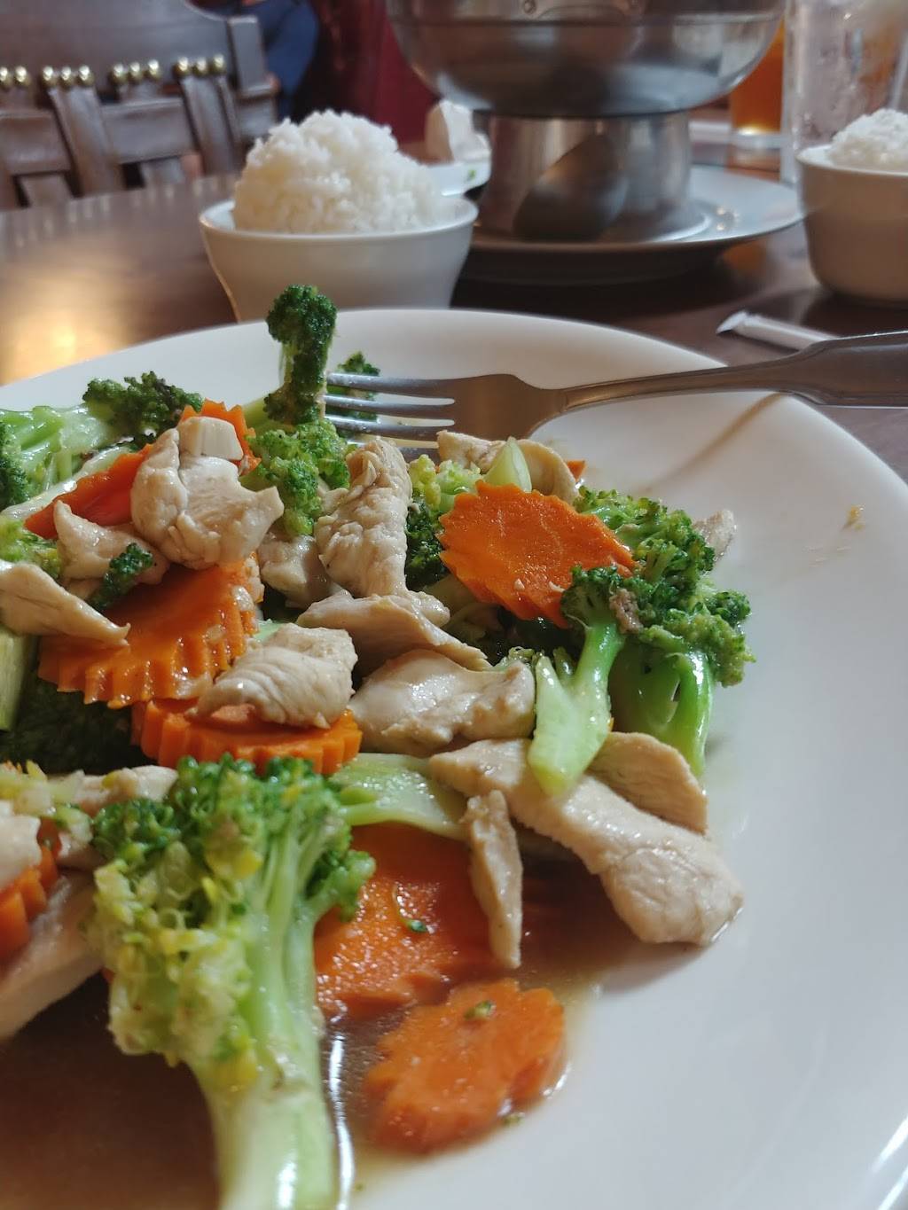 Bangkok Thai | meal takeaway | 13828 N 51st Ave, Glendale, AZ 85306, USA | 6029932046 OR +1 602-993-2046