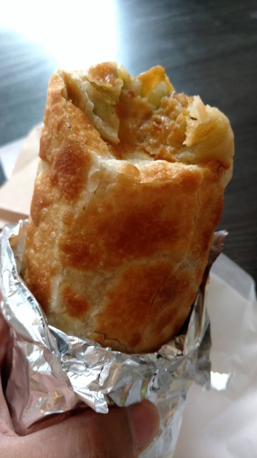 Annas Taqueria | restaurant | 1412 Beacon St #1, Brookline, MA 02446, USA | 6177397300 OR +1 617-739-7300