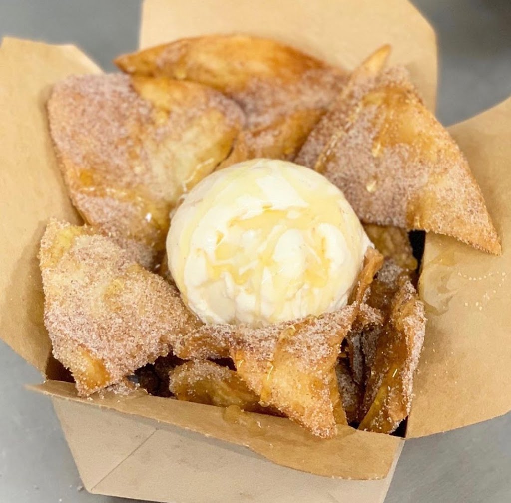 Churro GoNutz | restaurant | 4229 W Bell Rd, Phoenix, AZ 85053, USA | 4802835814 OR +1 480-283-5814