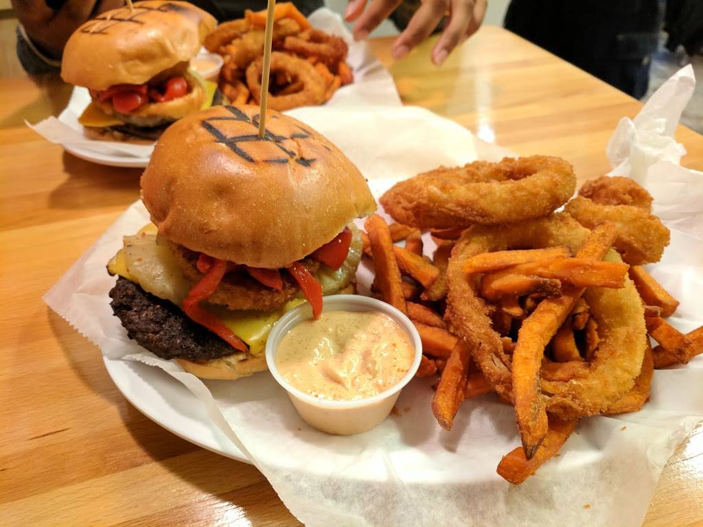 P.S. Burgers | meal takeaway | 198 2nd St, Mineola, NY 11501, USA | 5164939292 OR +1 516-493-9292