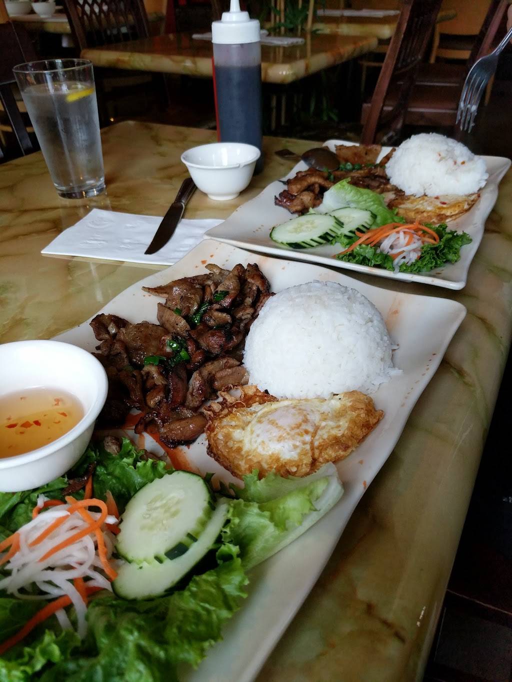 Pho Aroma | restaurant | 5605 Delridge Way SW, Seattle, WA 98106, USA | 2069324343 OR +1 206-932-4343