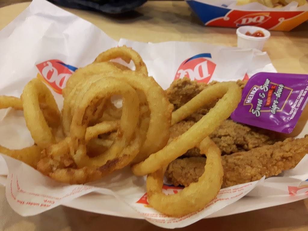 Dairy Queen Grill & Chill | restaurant | 4 Bobcaygeon Rd, Minden, ON K0M 2K0, Canada | 7052862888 OR +1 705-286-2888