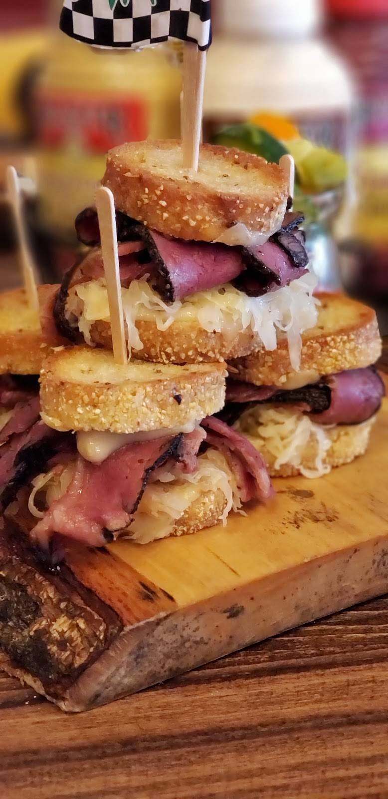 Original Maxs | restaurant | 1250 Old Bayshore Hwy, Burlingame, CA 94010, USA | 6503426297 OR +1 650-342-6297