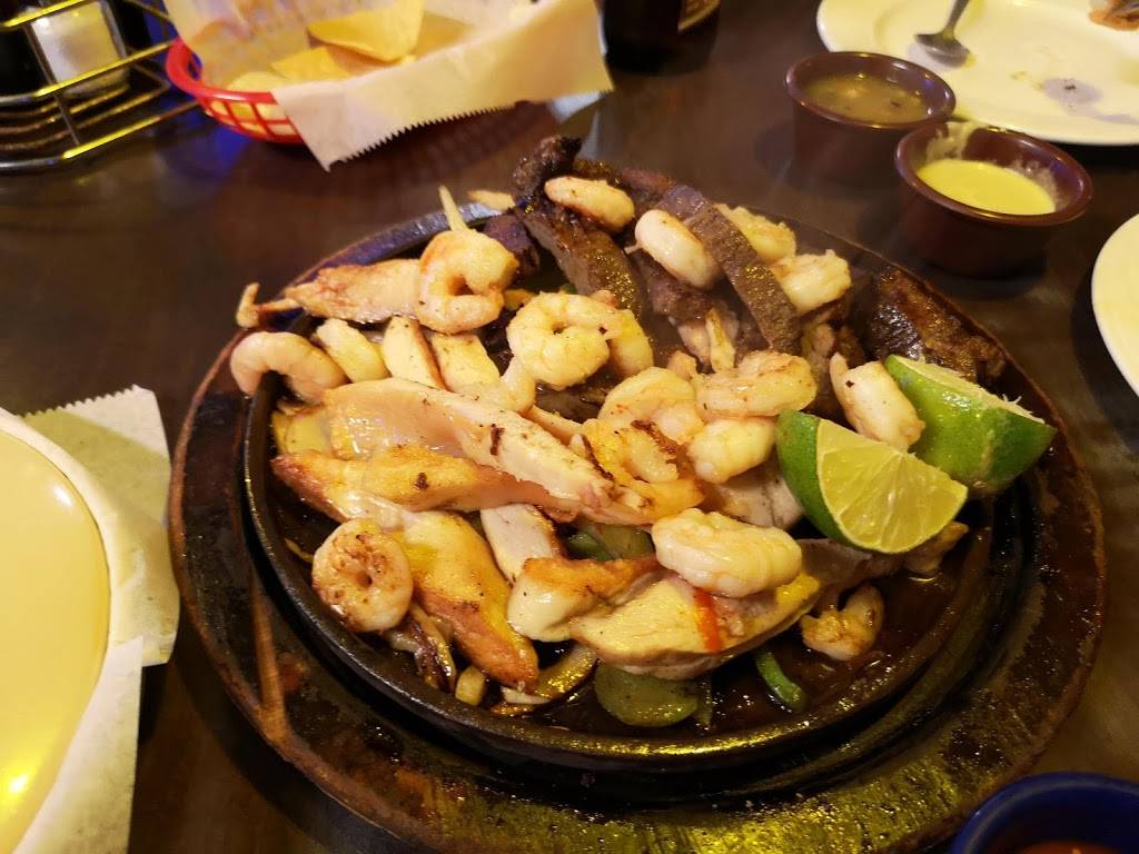 Paparruchos | restaurant | 3055 Sage Rd, Houston, TX 77056, USA | 7132123177 OR +1 713-212-3177