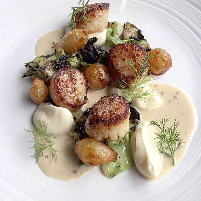 Red Sky Hull at Steamboat Wharf Marina | restaurant | 48 George Washington Blvd, Hull, MA 02045, USA | 7817731238 OR +1 781-773-1238