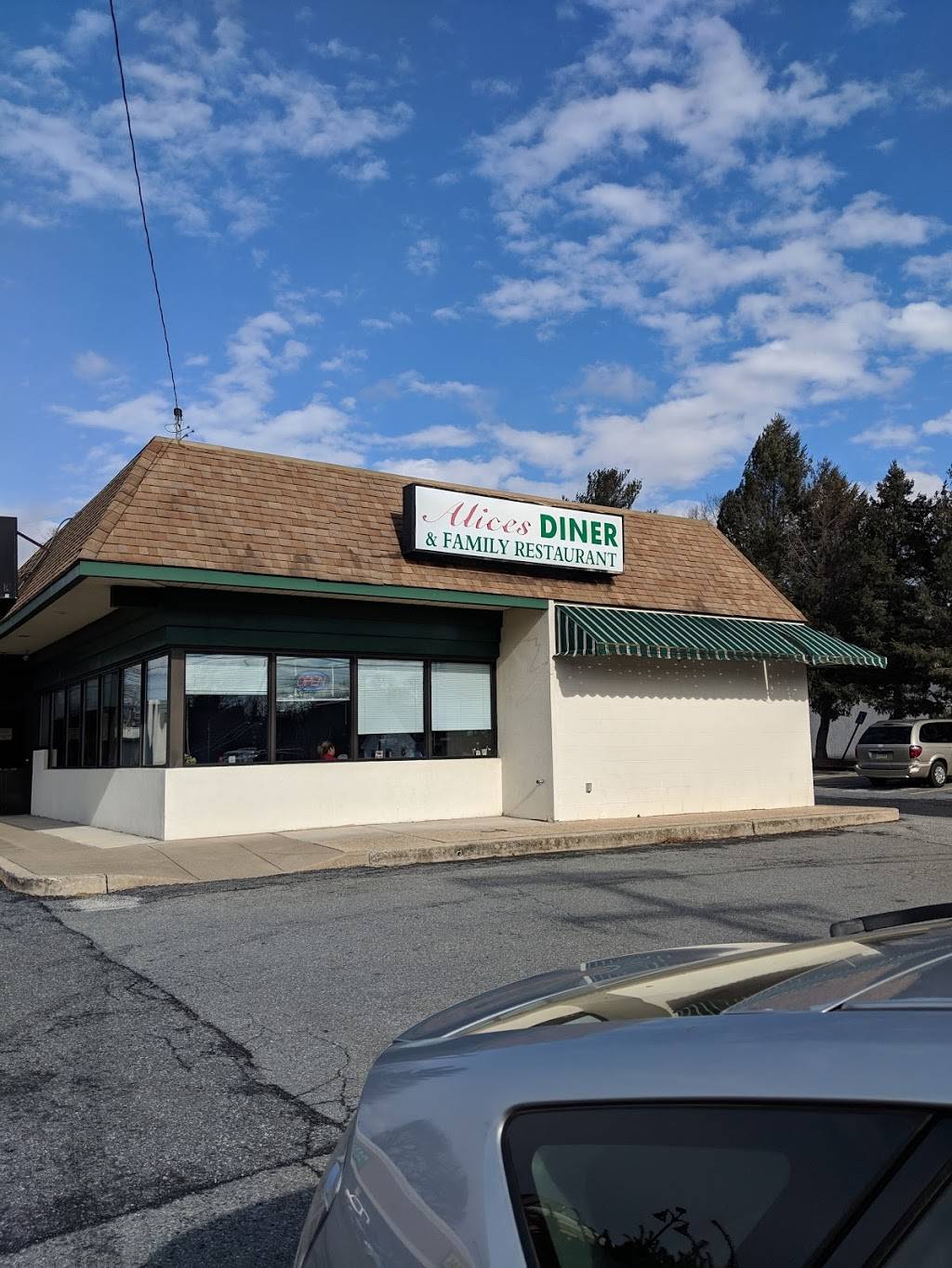 Alices Diner | restaurant | 1665 Lincoln Hwy E, Lancaster, PA 17602, USA | 7172070655 OR +1 717-207-0655