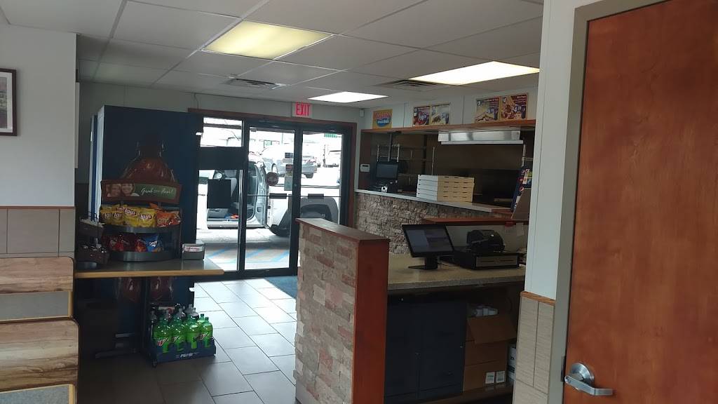 Hussons Pizza | restaurant | 301 36th St SE, Charleston, WV 25304, USA | 3049250382 OR +1 304-925-0382