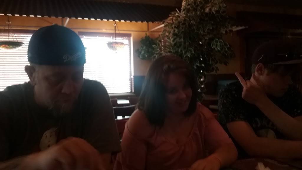 Marcos Cantina | restaurant | 6600 W Central Ave, Wichita, KS 67212, USA | 3169452404 OR +1 316-945-2404