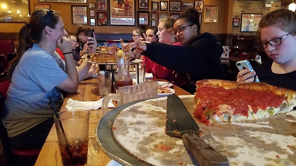 Giordanos | restaurant | 14325 South La Grange Road, Orland Park, IL 60462, USA | 7083497500 OR +1 708-349-7500