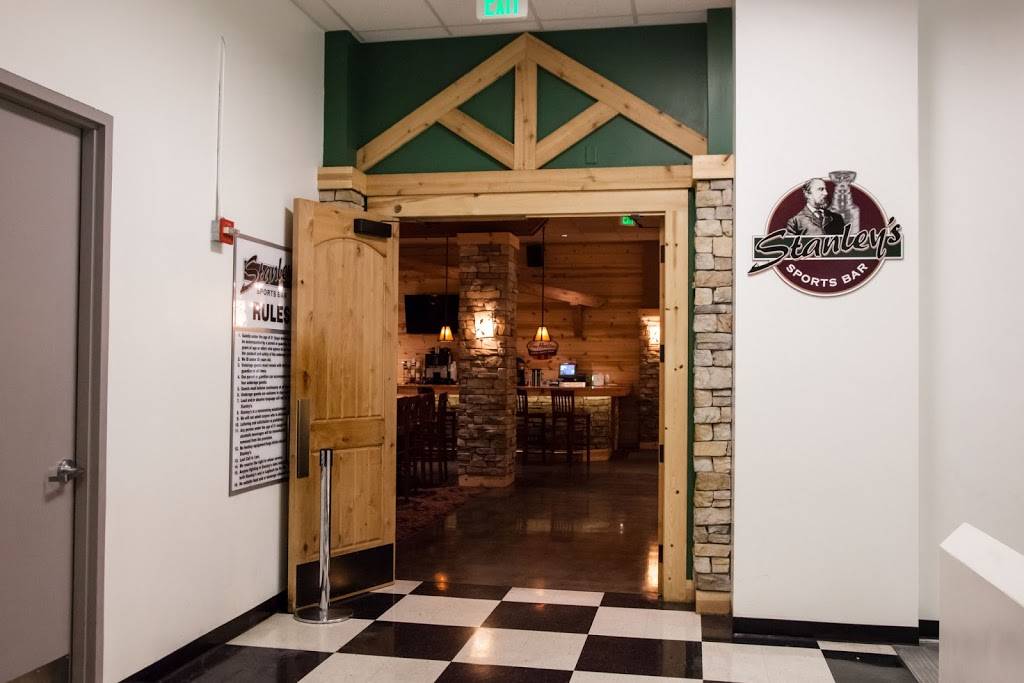 Stanleys Sports Bar | restaurant | 1500 S 10th St, San Jose, CA 95112, USA | 4089996786 OR +1 408-999-6786