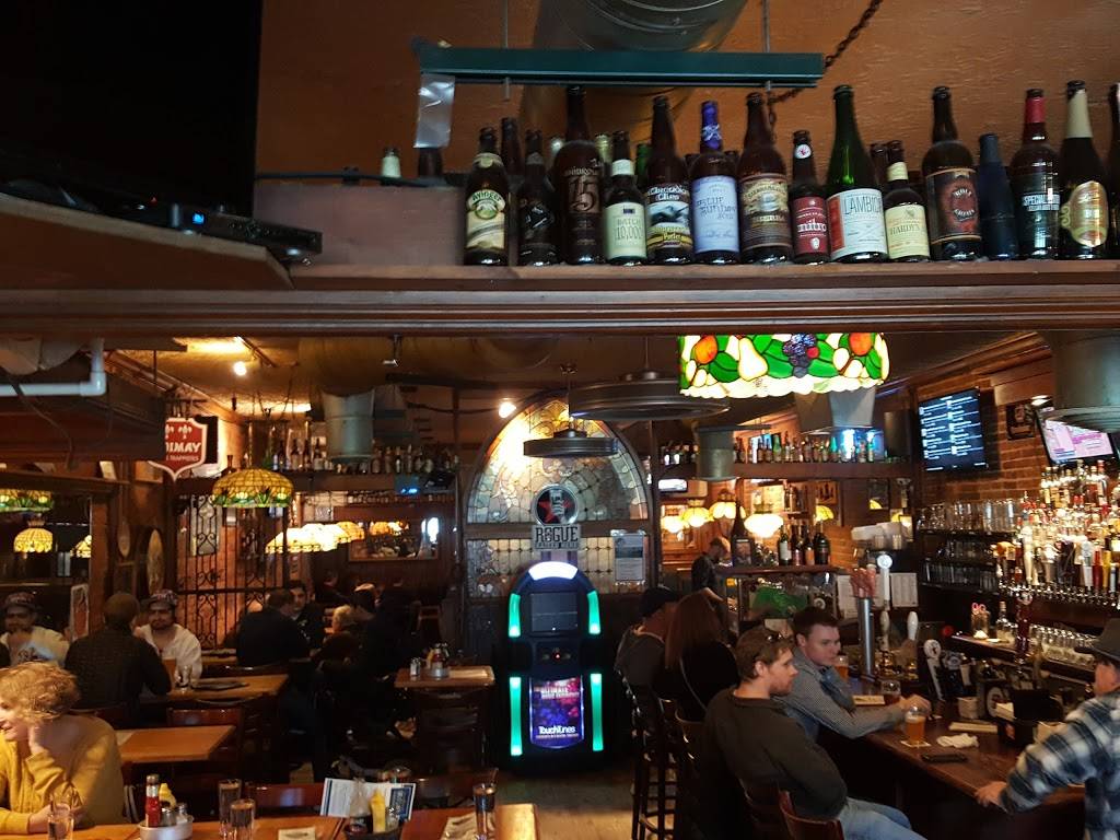 Ashleys - Ann Arbor | restaurant | 338 S State St, Ann Arbor, MI 48104, USA | 7349969191 OR +1 734-996-9191