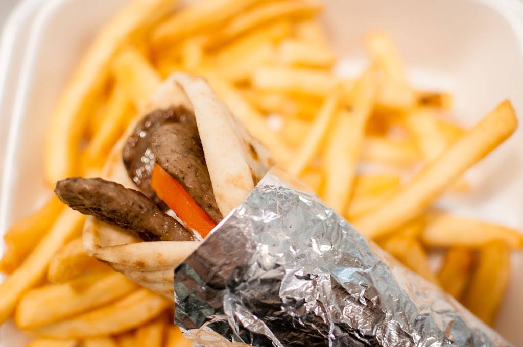 Lenas Subs & Seafood | restaurant | 838 Lafayette Rd, Hampton, NH 03842, USA | 6039262505 OR +1 603-926-2505