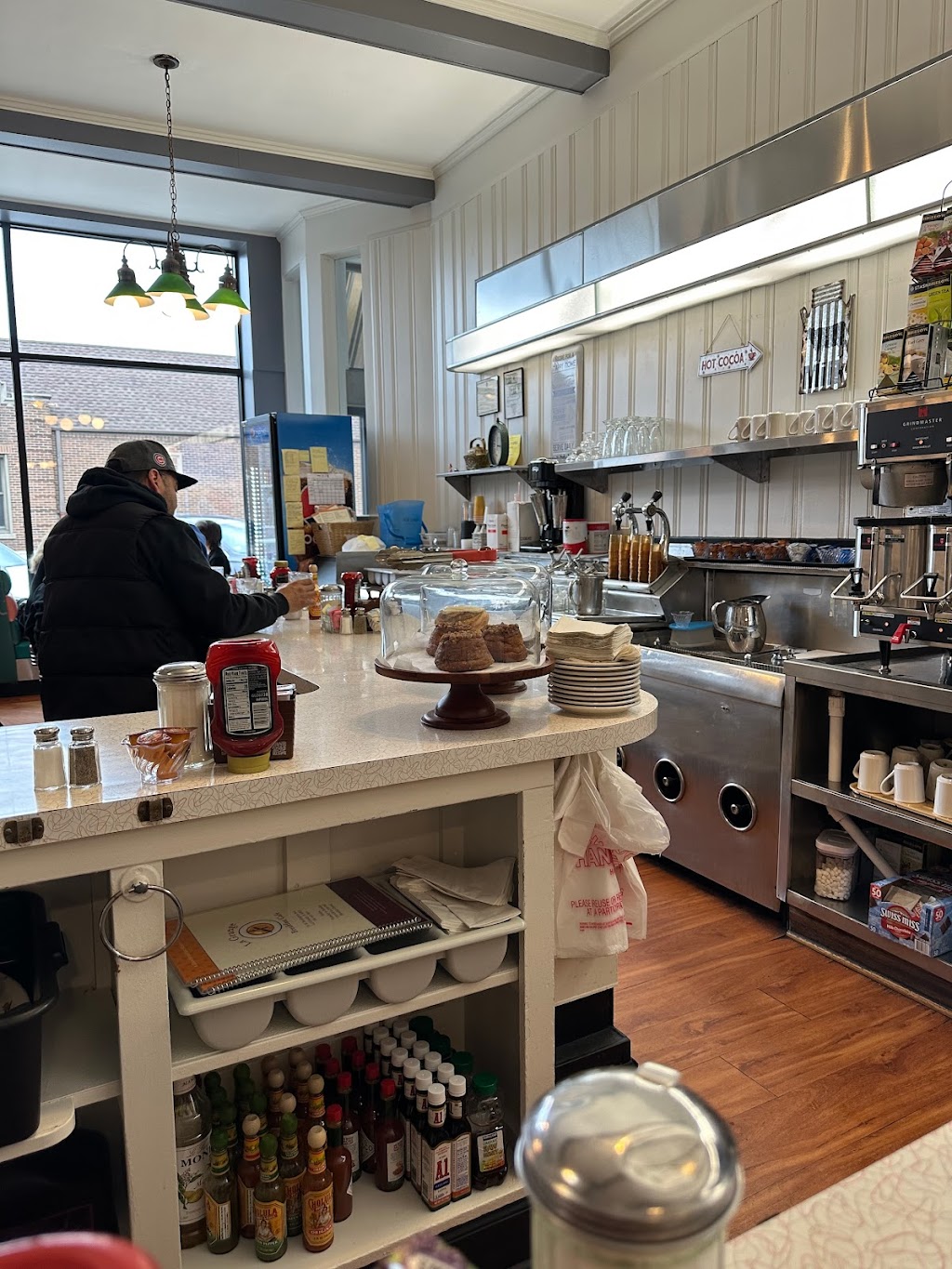 La Grange Breakfast Cafe | restaurant | 24 W Burlington Ave, La Grange, IL 60525, USA | 7084697319 OR +1 708-469-7319