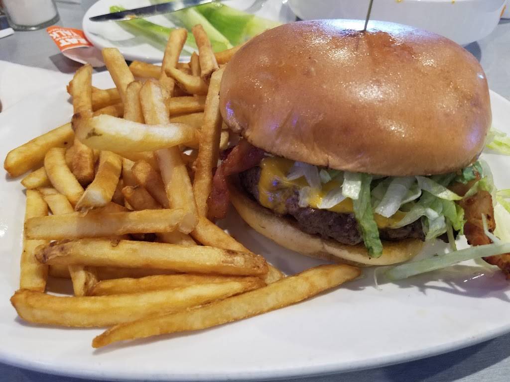 Buffalo Wings & Rings | restaurant | 1607 Flossie Dr, Greendale, IN 47025, USA | 8125129464 OR +1 812-512-9464