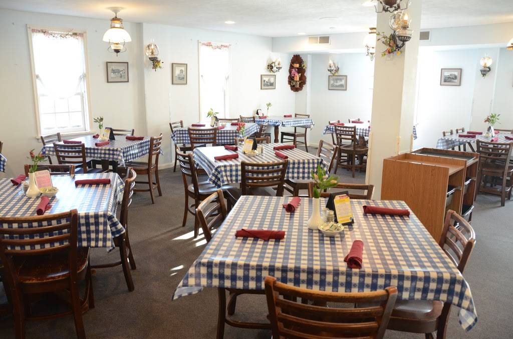 Ox Yoke Inn | restaurant | 4420 220th Trail, Amana, IA 52203, USA | 3196223441 OR +1 319-622-3441