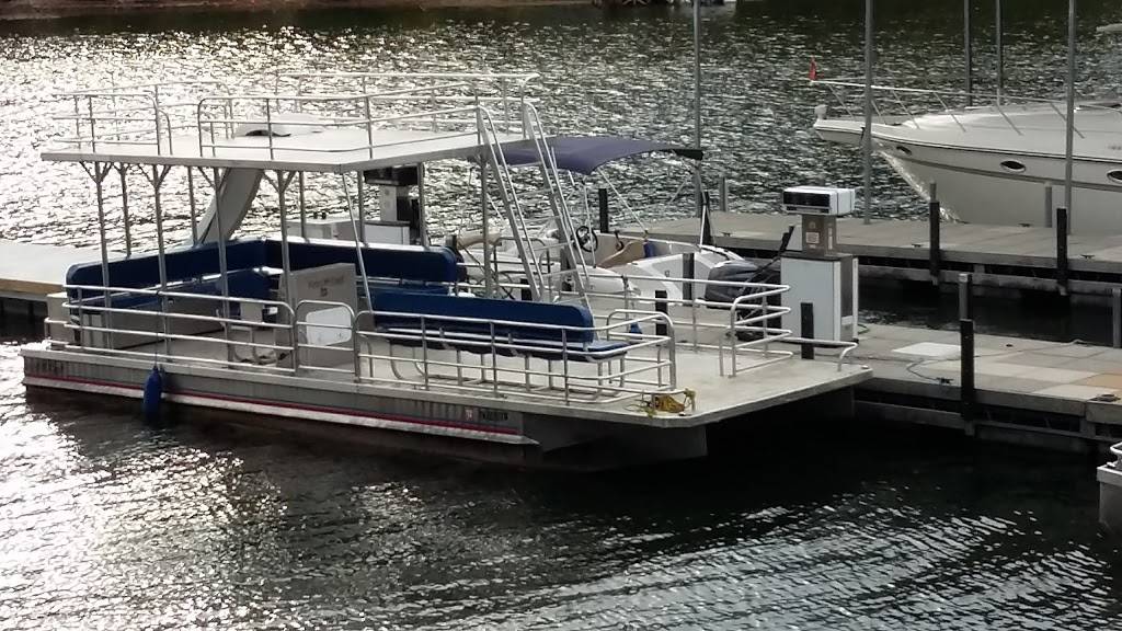 Harbor Lights Marina | restaurant | 9718 Hixson Pike, Soddy-Daisy, TN 37379, USA | 4238425391 OR +1 423-842-5391