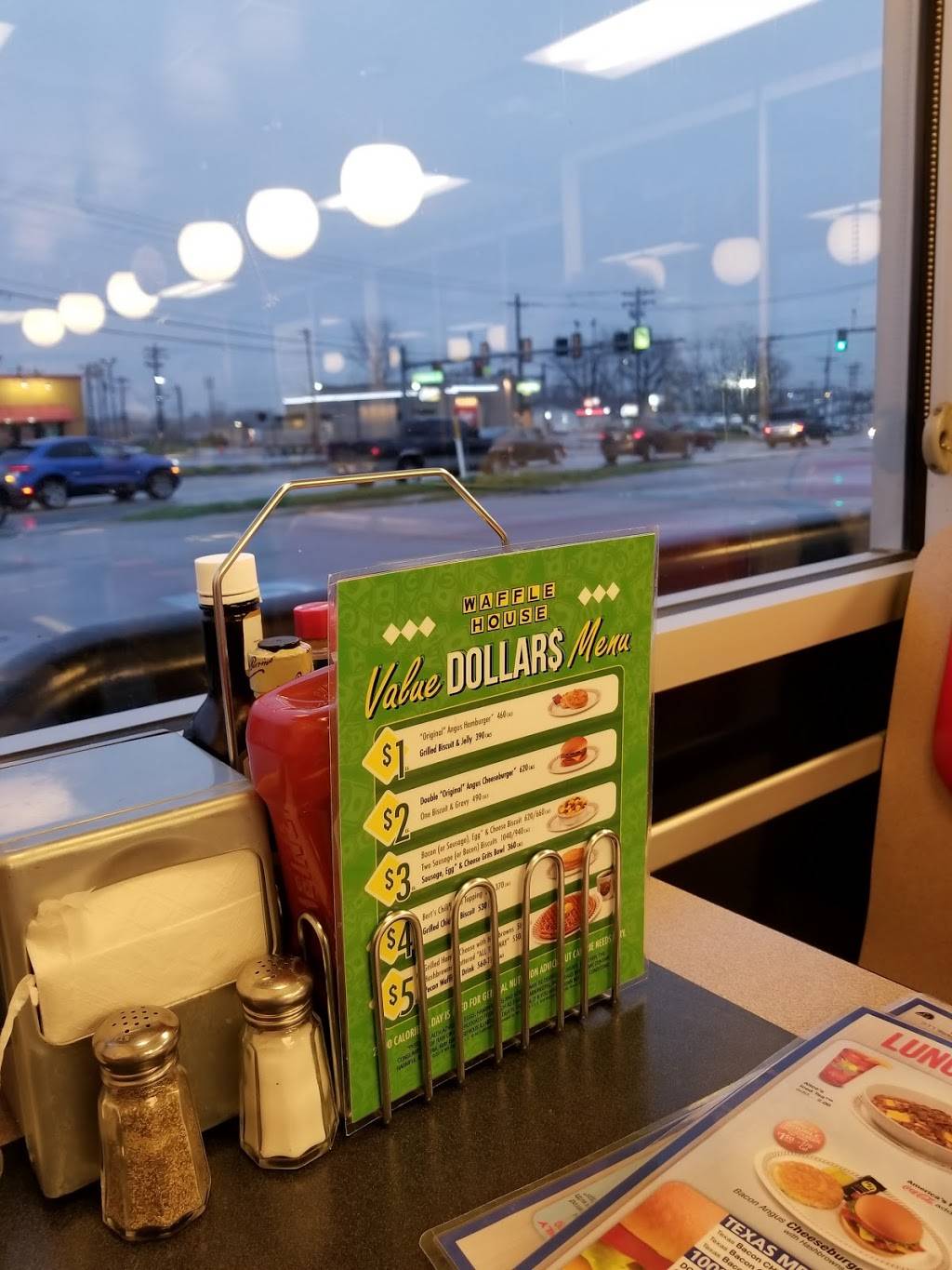 Waffle House | meal takeaway | 5141 Dixie Hwy, Fairfield, OH 45014, USA | 5138298542 OR +1 513-829-8542