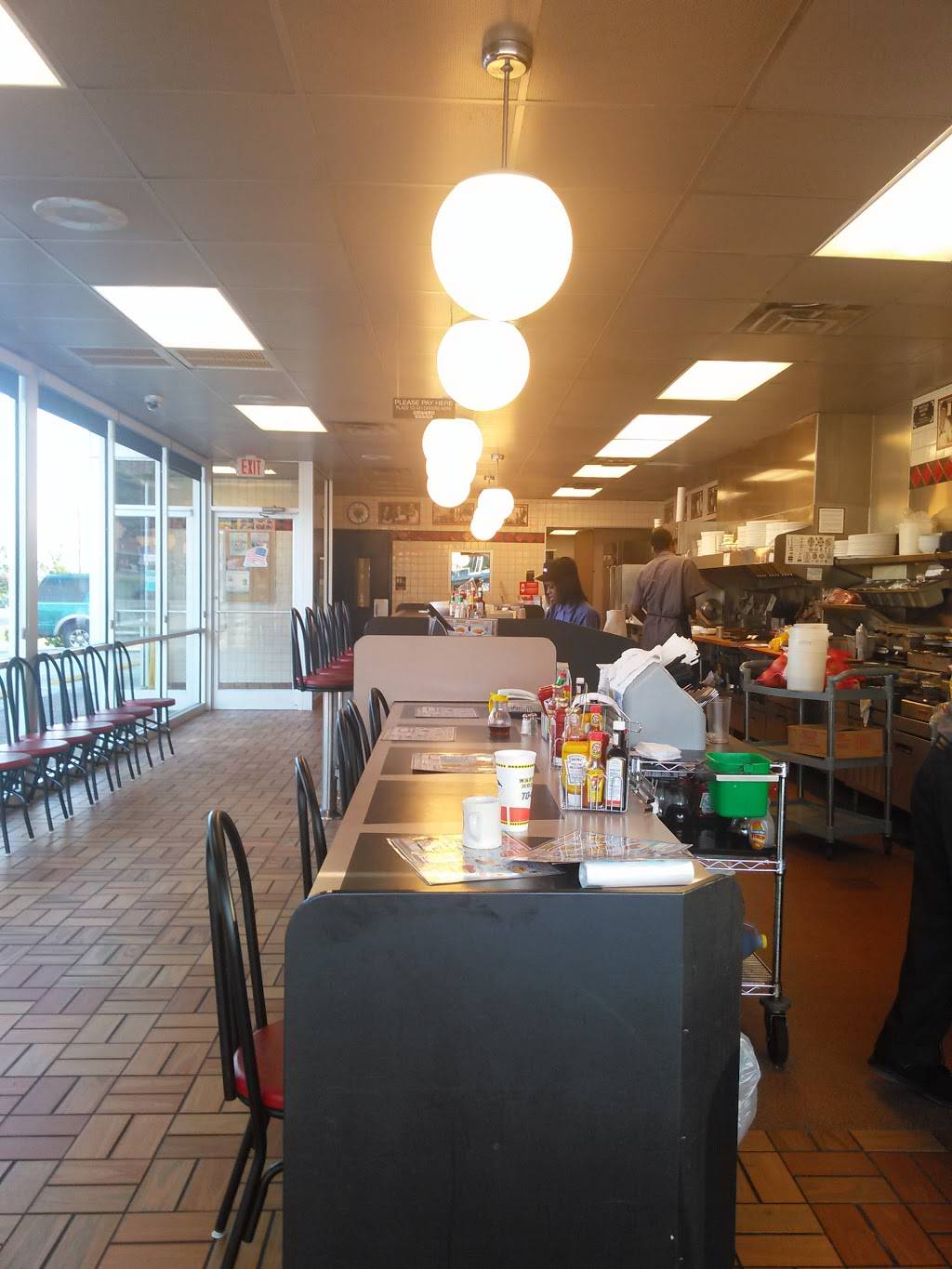 Waffle House | meal takeaway | 3309 Queen City Dr, Charlotte, NC 28208, USA | 7043995207 OR +1 704-399-5207