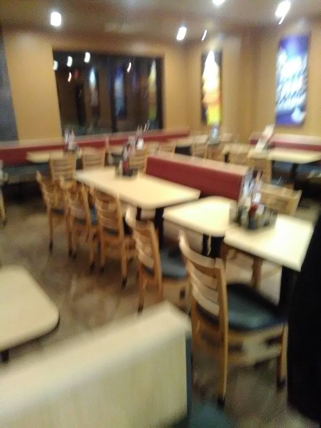 Dairy Queen Grill & Chill | restaurant | 2784 Sadler Rd, Fernandina Beach, FL 32034, USA | 9043212500 OR +1 904-321-2500