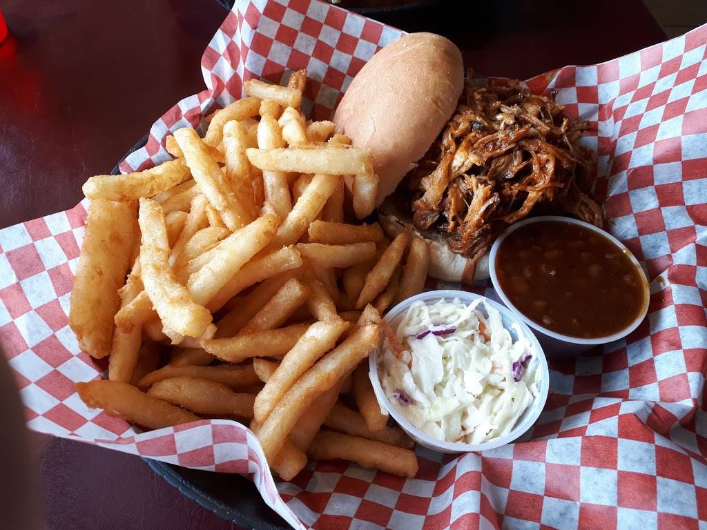 Big Bone BBQ and Wicked Wings | restaurant | 190 Minets Point Rd, Barrie, ON L4N 4C3, Canada | 7057332663 OR +1 705-733-2663