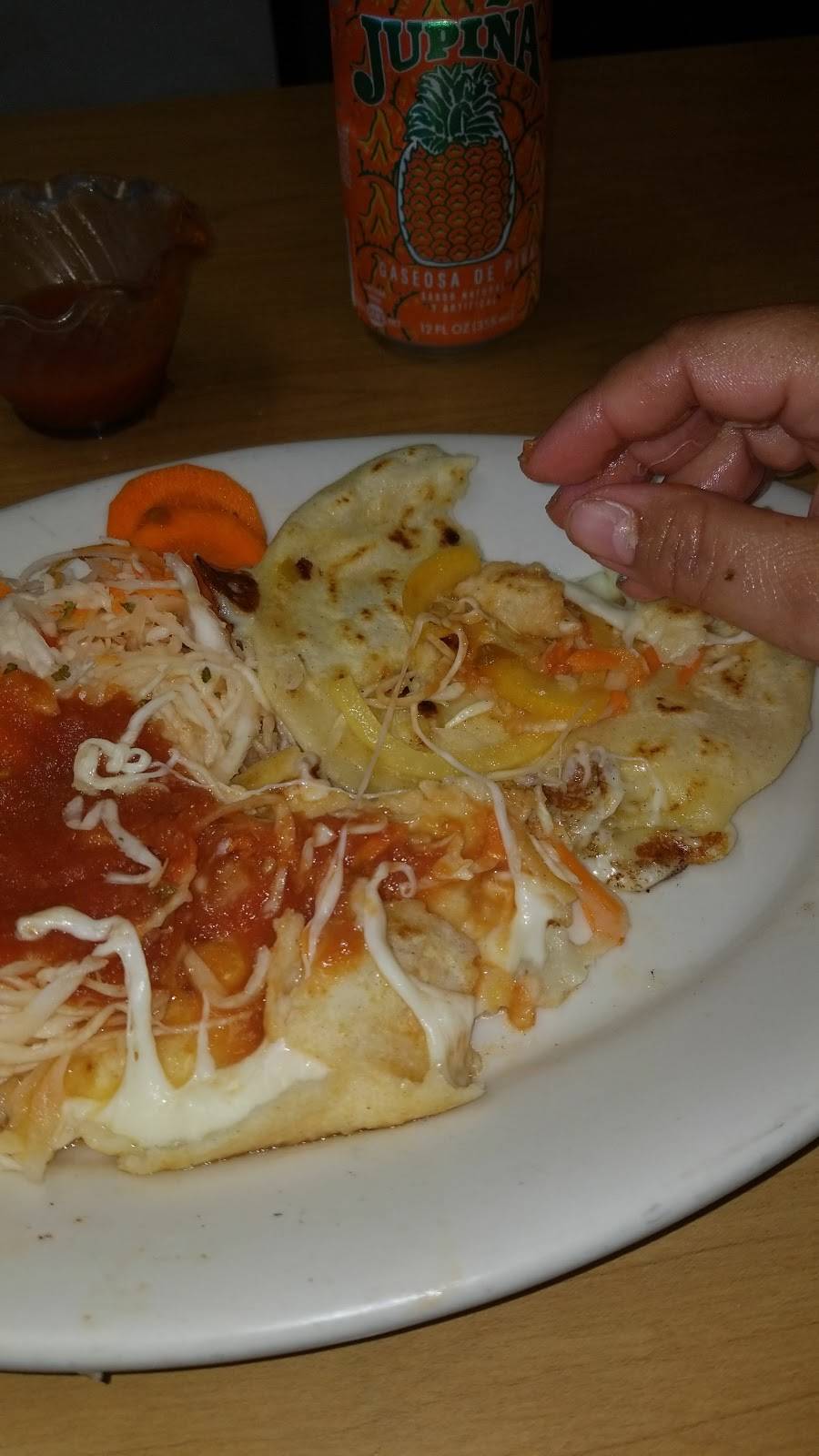 Tu Ranchito | cafe | 3300 E 4th Ave, Hialeah, FL 33013, USA | 3058870098 OR +1 305-887-0098