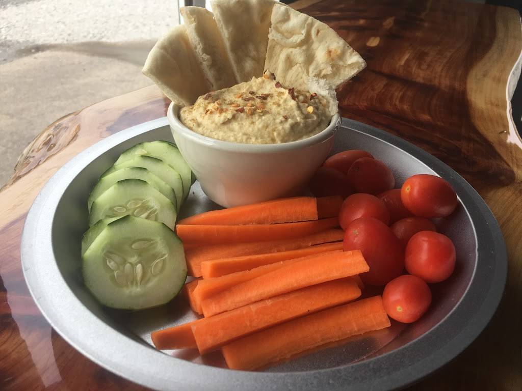 O&W Cafe | restaurant | 125 W 3rd Ave, Oneida, TN 37841, USA | 4235693755 OR +1 423-569-3755