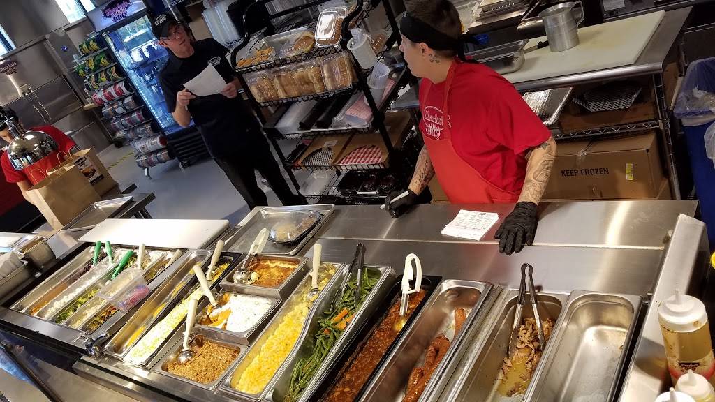 Sharkos BBQ | restaurant | 1715 Freedom Dr, Naperville, IL 60563, USA | 6308573863 OR +1 630-857-3863