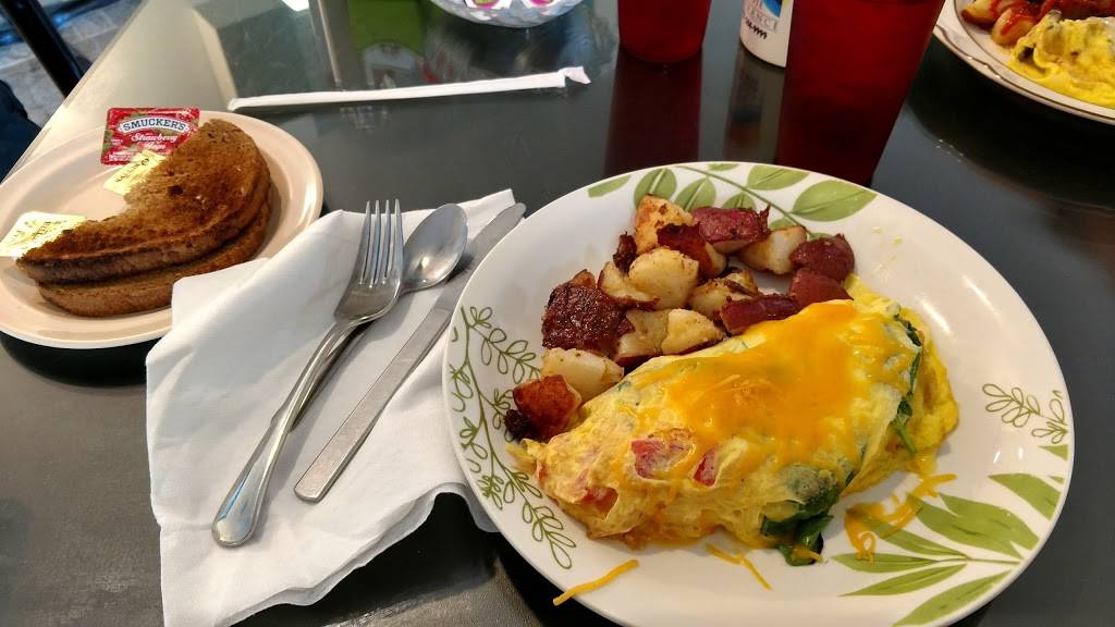 Jewel Cafe | restaurant | 2601 Jewell Rd, Belleair Bluffs, FL 33770, USA | 7275187901 OR +1 727-518-7901