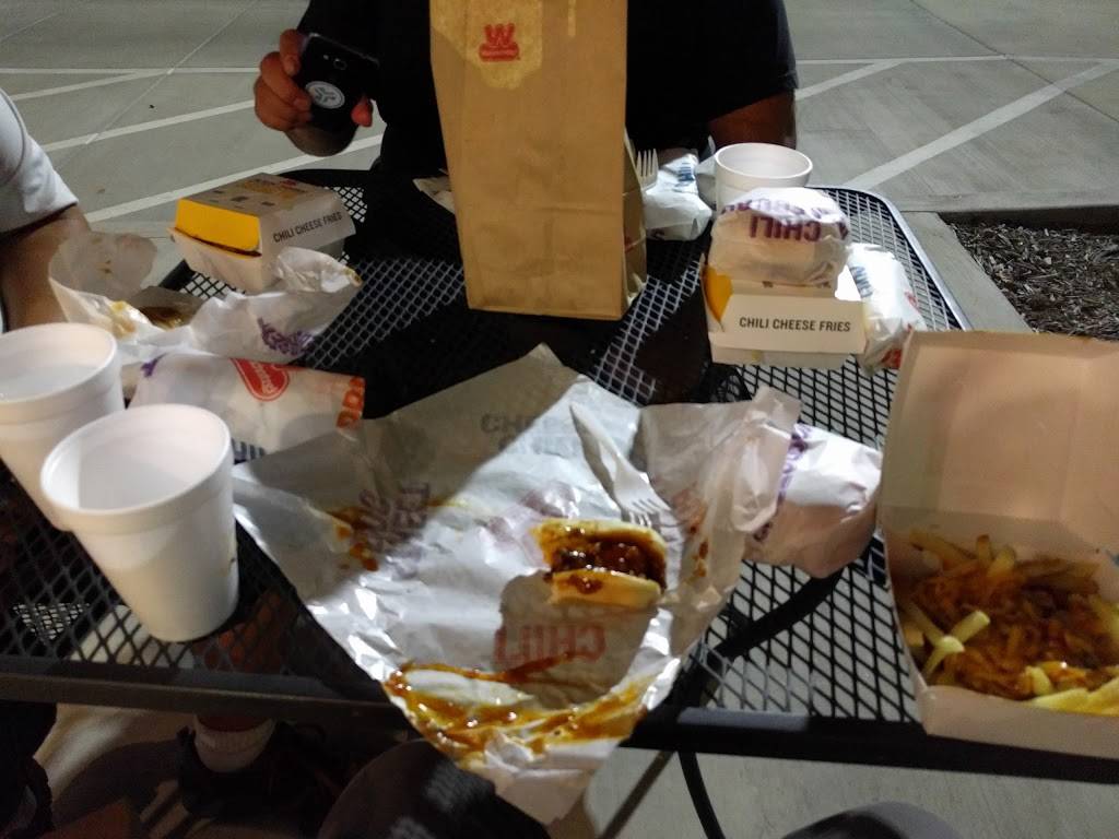 Wienerschnitzel | restaurant | 1400 E Noble Ave, Visalia, CA 93292, USA | 5597472523 OR +1 559-747-2523