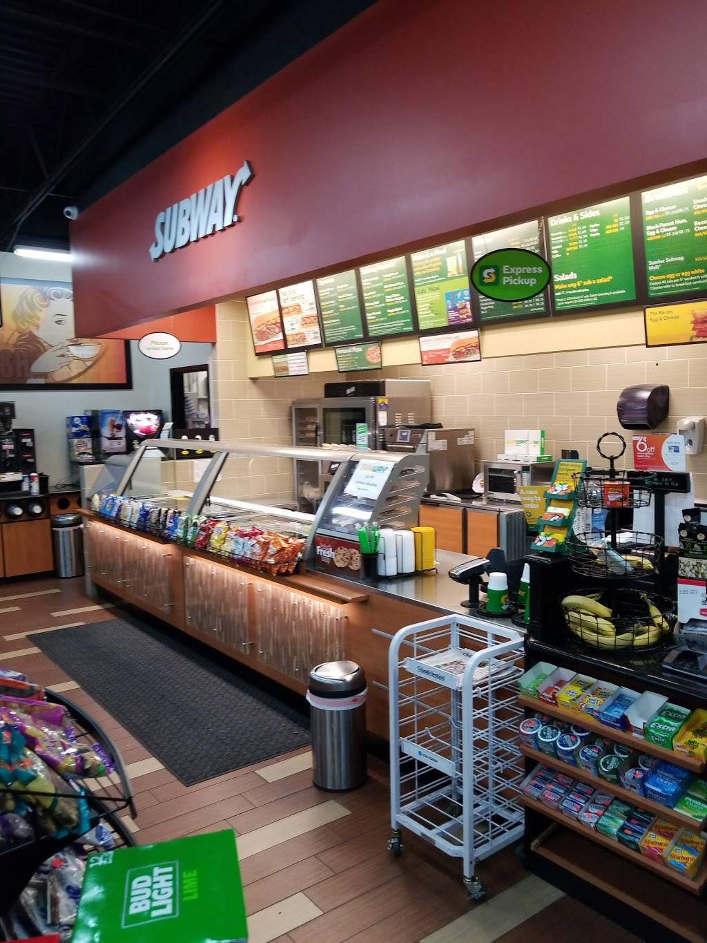 Subway | restaurant | 4498 N Orange Blossom Trail, Mt Dora, FL 32757, USA | 3527351631 OR +1 352-735-1631