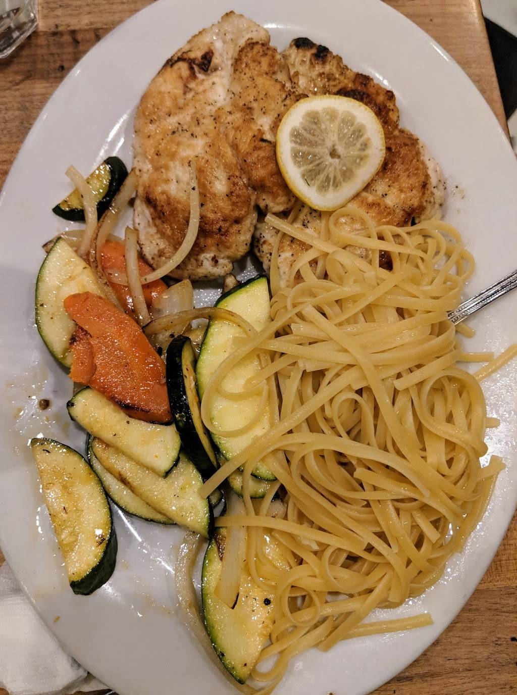 Marias Italian Kitchen | restaurant | 16608 Ventura Blvd, Encino, CA 91436, USA | 8187832920 OR +1 818-783-2920