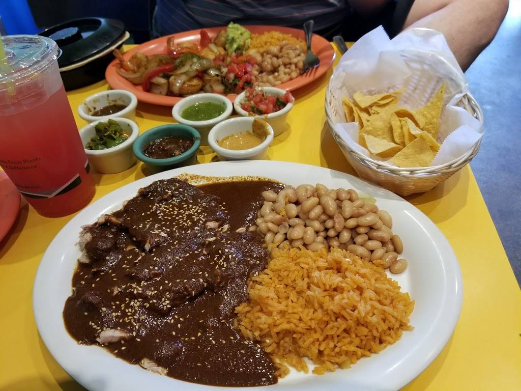 Tu Mero Mole | restaurant | 2041 Woodard Rd, San Jose, CA 95124, USA | 4083699559 OR +1 408-369-9559