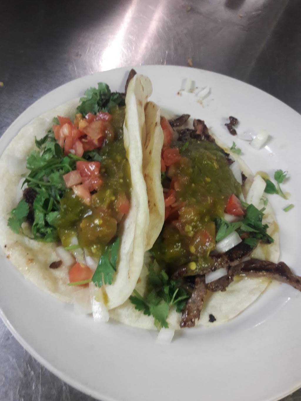 Los Generales | restaurant | 16216 Nacogdoches Rd, San Antonio, TX 78247, USA | 2106373331 OR +1 210-637-3331