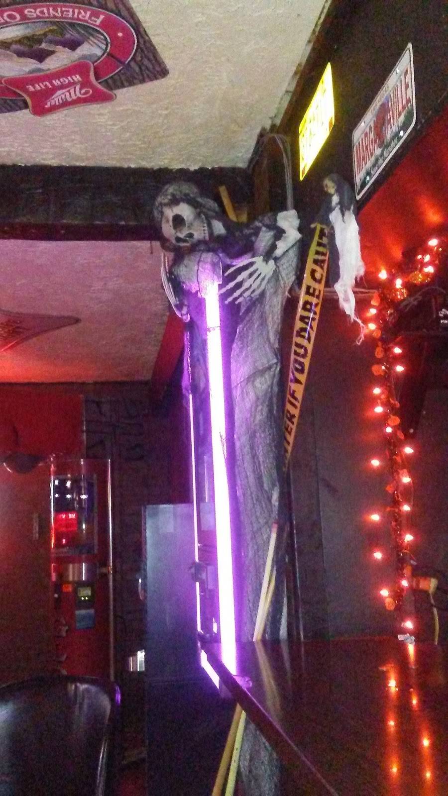 Elm Inn | restaurant | 6786 Meese Rd NE, Alliance, OH 44601, USA | 3308755475 OR +1 330-875-5475