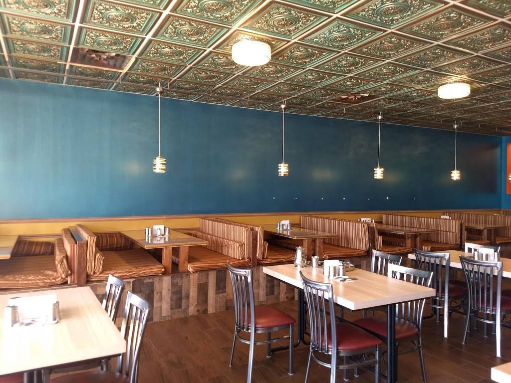 Swad Indian Vegetarian Restaurant | restaurant | 1401 S Interstate 35 # 220, Round Rock, TX 78664, USA | 5129977923 OR +1 512-997-7923