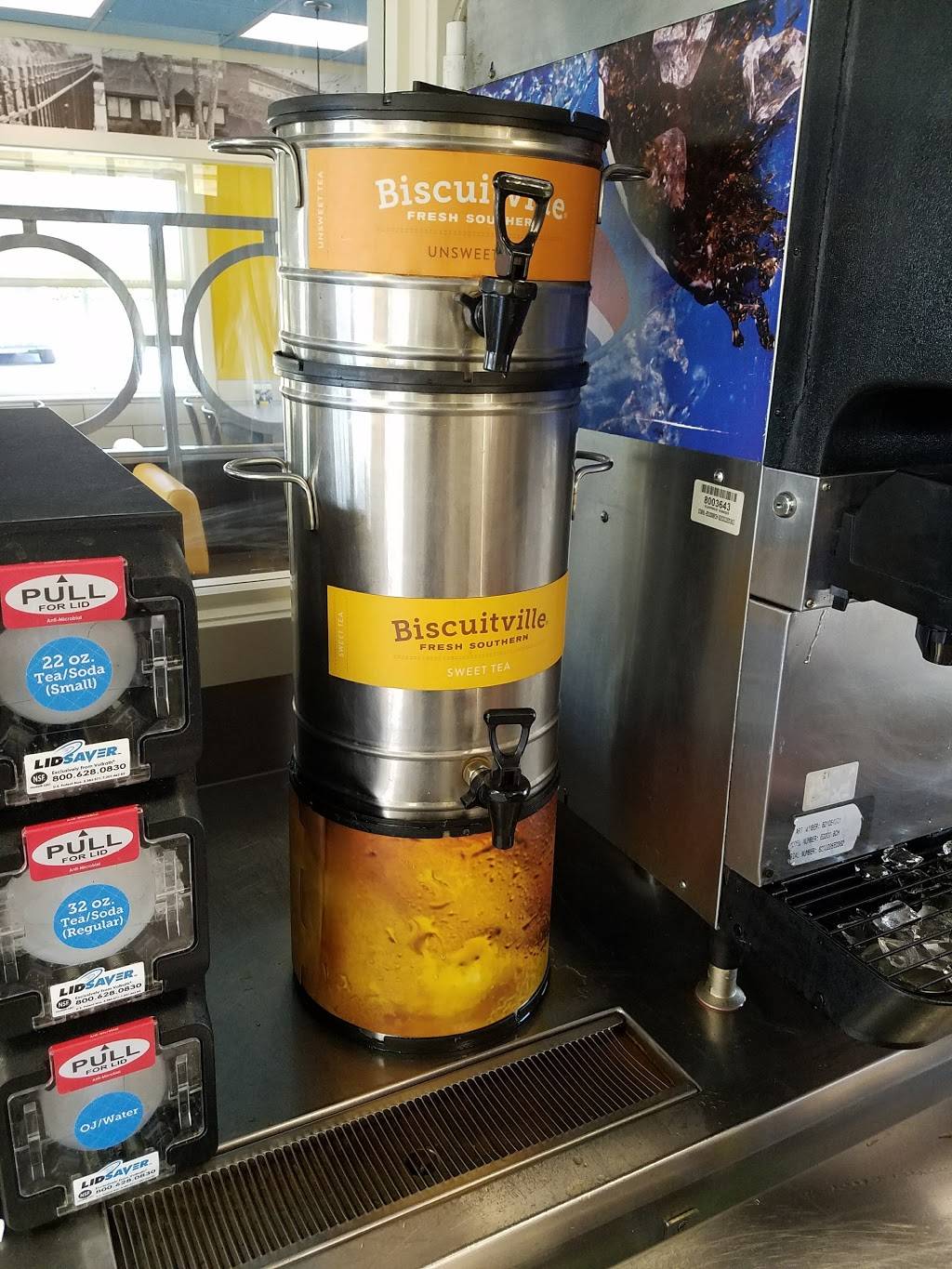 Biscuitville | cafe | 605 Stellata Dr, Fuquay-Varina, NC 27526, USA | 9195776380 OR +1 919-577-6380
