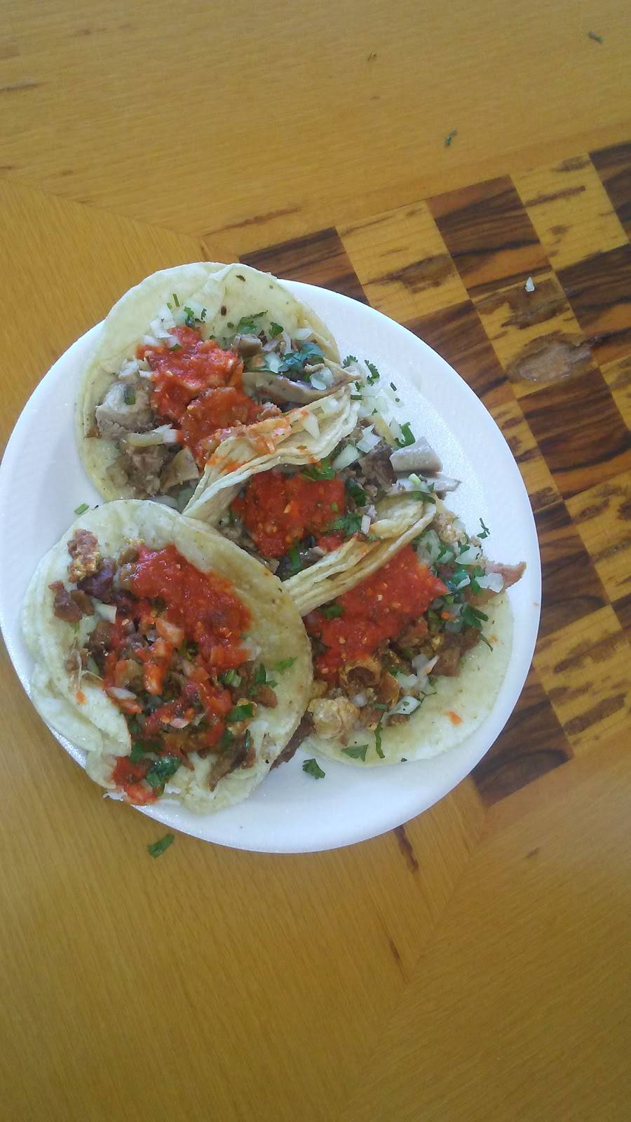 Los Kuinitos | restaurant | 6129 Cherry Ave, Long Beach, CA 90805, USA | 5627261669 OR +1 562-726-1669