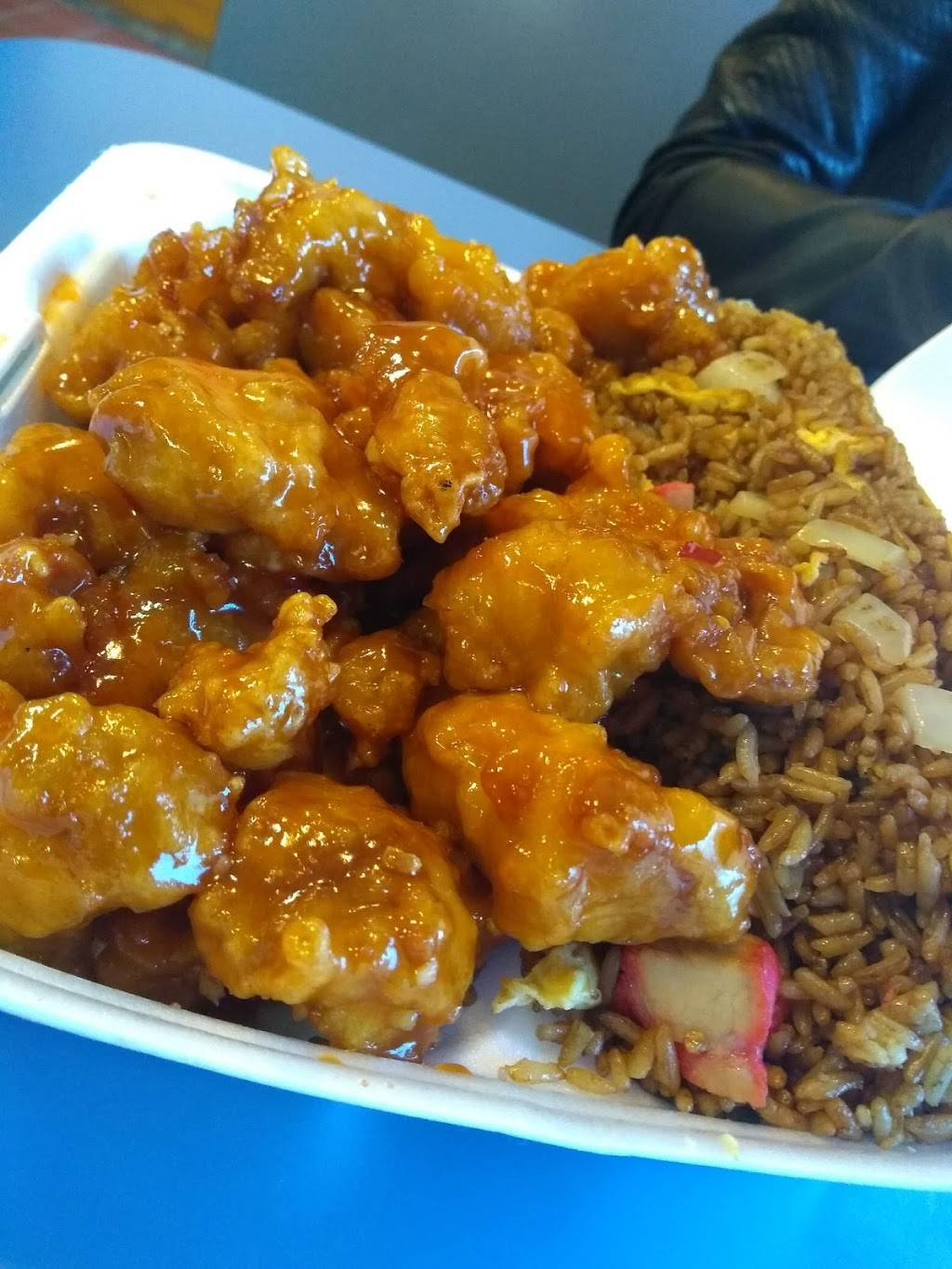 Asian Thai | restaurant | 1064 River St, Hyde Park, MA 02136, USA | 6173614448 OR +1 617-361-4448