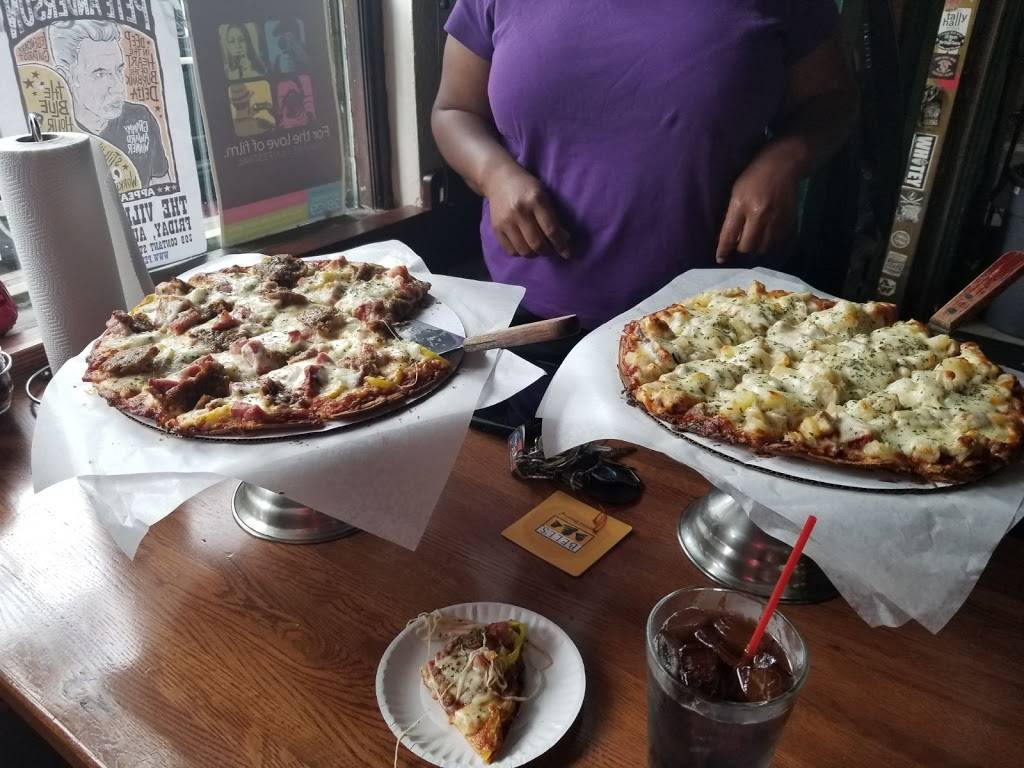 The Village Idiot | restaurant | 309 Conant St, Maumee, OH 43537, USA | 4198937281 OR +1 419-893-7281