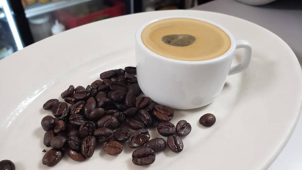 Rinconcito De Alex El Paisa | restaurant | 13037 SW 112th St, Miami, FL 33186, USA | 3053858000 OR +1 305-385-8000