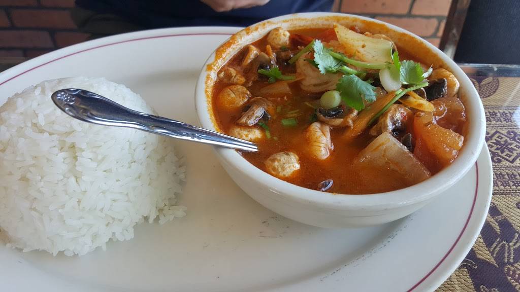 Talay Thai Cuisine | restaurant | 13510 NE 84th St #109, Vancouver, WA 98682, USA | 3606040999 OR +1 360-604-0999