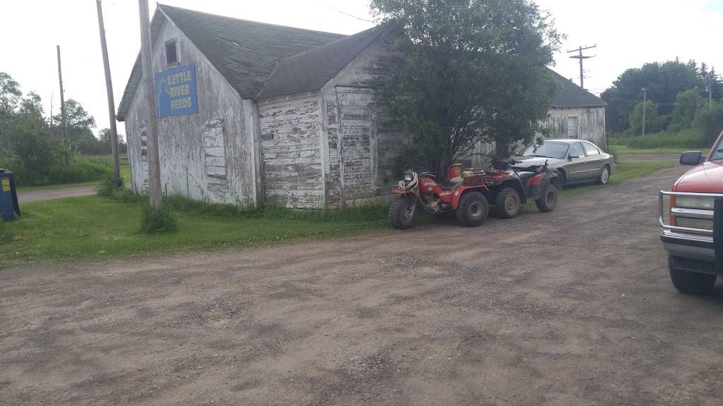 Tower Tap Full Bar & Grill | restaurant | 3964 Main St, Kettle River, MN 55757, USA | 2182730957 OR +1 218-273-0957