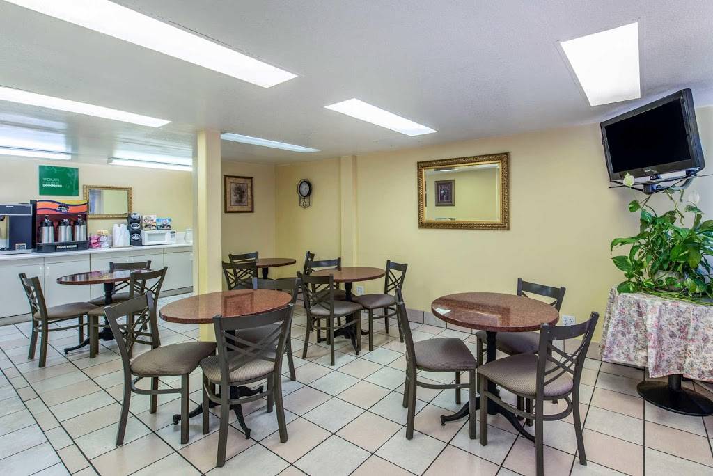 Rodeway Inn North Redding | restaurant | 532 N Market St, Redding, CA 96003, USA | 5302416464 OR +1 530-241-6464