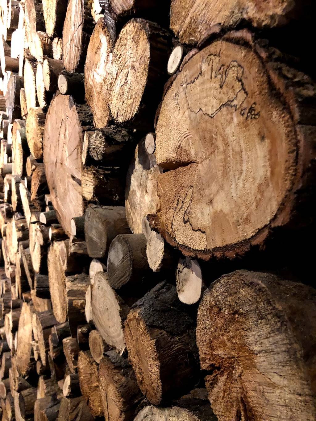 Woodpile BBQ | restaurant | 630 E Eleven Mile Rd, Madison Heights, MI 48071, USA | 2485658149 OR +1 248-565-8149