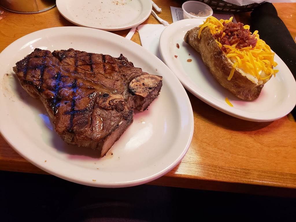 Texas Roadhouse | restaurant | 5309 U.S. 9, Howell, NJ 07731, USA | 7328867427 OR +1 732-886-7427