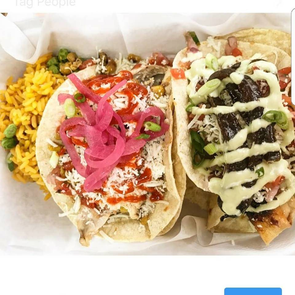 El Pollo Guapo | meal takeaway | 347 New London Turnpike, Glastonbury, CT 06033, USA | 8607818356 OR +1 860-781-8356